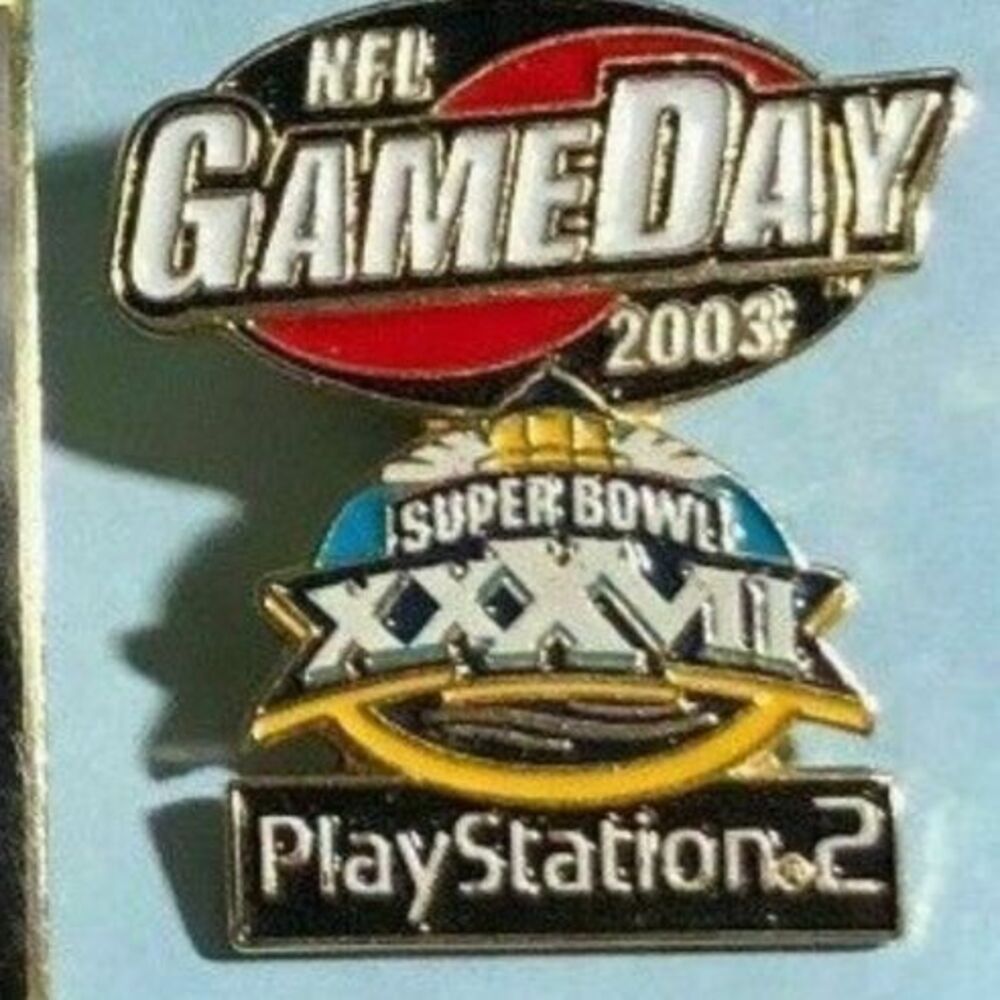 Play Station   NFL Game Day Pin  2003 PSII- SBXXXVII -TBay over Raiders